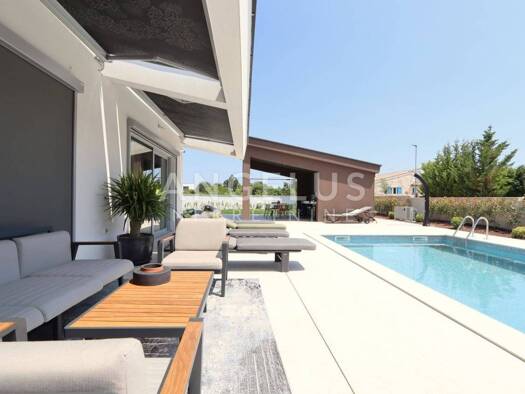 Haus zum Kauf 950.000 € 5 Zimmer 220 m² Svetvinčenat
