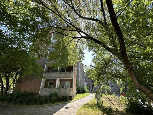 Wohnung zur Miete 338 € 2 Zimmer 61,5 m² 3. Geschoss frei ab 01.05.2026 Jägerstr. 10 Zentrum Chemnitz 09111