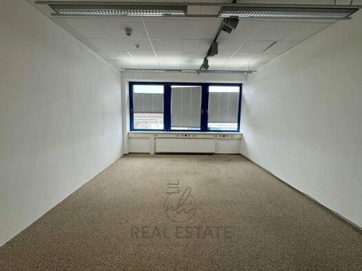 Bürofläche zur Miete provisionsfrei 1.690 € 3 Zimmer 130 m² Bürofläche Rahlstedt Hamburg 22143