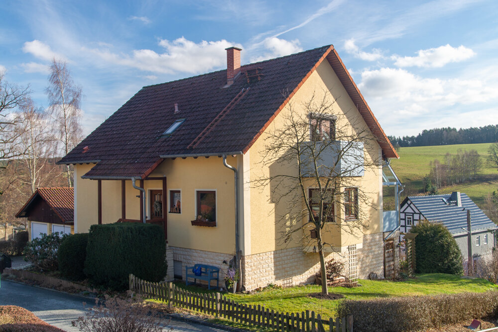 Einfamilienhaus zum Kauf 395.000 € 8 Zimmer 180 m²<br/>Wohnfläche 712 m²<br/>Grundstück ab sofort<br/>Verfügbarkeit Trockenborn Trockenborn-Wolfersdorf 07646