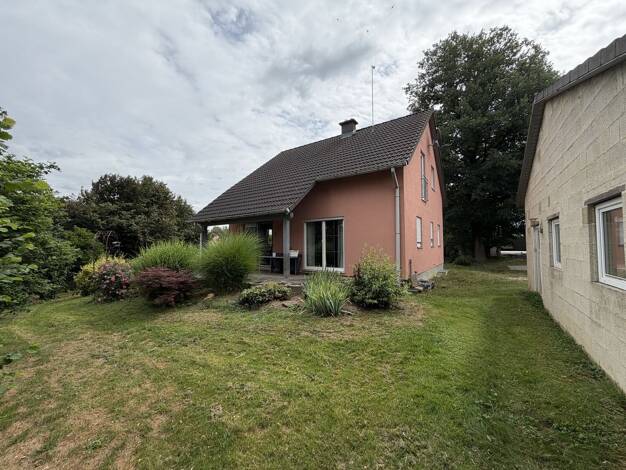 Einfamilienhaus zum Kauf 369.000 € 5 Zimmer 111 m² 776 m² Grundstück Haselbach Schwandorf 92421