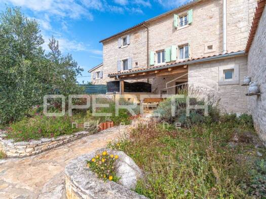 Einfamilienhaus zum Kauf - Erstbezug 425.000 € 4 Zimmer 120 m² 506 m² Grundstück Svetvinčenat 52342