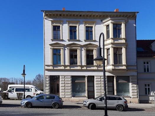 Wohnung zur Miete 665 € 3 Zimmer 102 m² 2. Geschoss frei ab sofort Karl-Marx-Straße 11 Bad Freienwalde Bad Freienwalde (Oder) 16259