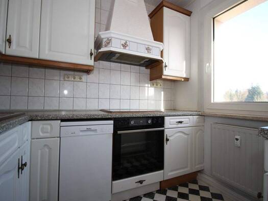 Wohnung zur Miete 357 € 3 Zimmer 56,7 m² 3. Geschoss frei ab sofort Friedensstraße 9 Mehltheuer Rosenbach/Vogtland 08539