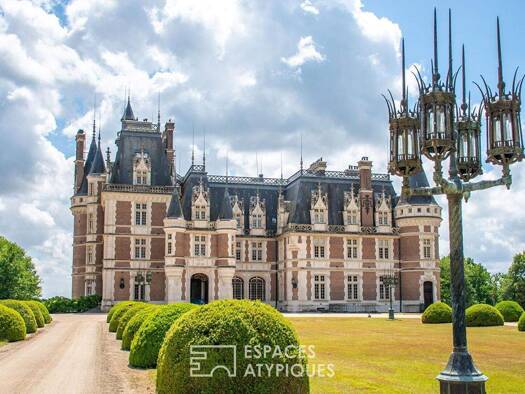 Haus zum Kauf 26.300.000 € 3.000 m² 520.000 m² Grundstück Est Blois 41000