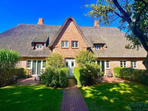 Reihenmittelhaus zum Kauf provisionsfrei 1.249.000 € 4 Zimmer 104,5 m² 400 m² Grundstück frei ab 10.02.2026 Bövergeest 28 Sankt Peter-Ording 25826