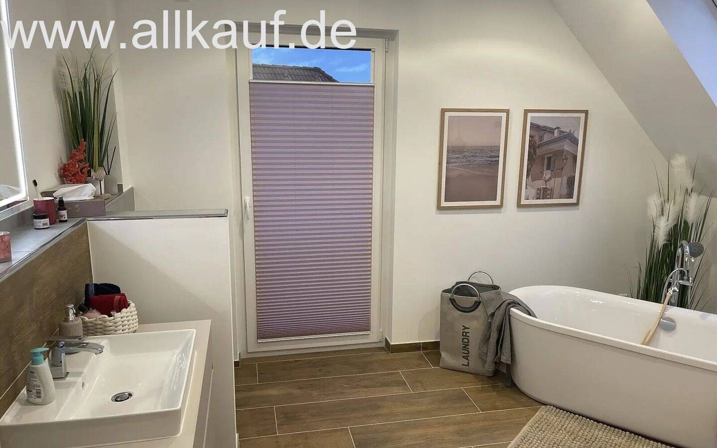 Einfamilienhaus zum Kauf - Mehr