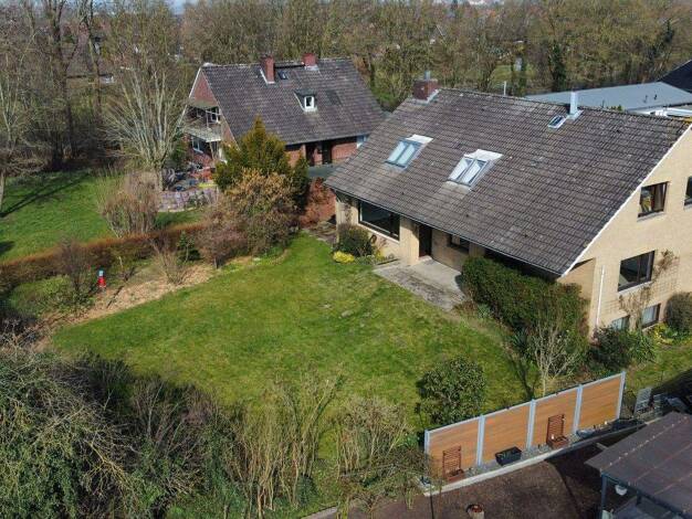 Mehrfamilienhaus zum Kauf 295.000 € 9 Zimmer 225 m² 825 m² Grundstück Aldenburg Wilhelmshaven 26389