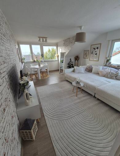 Wohnung zur Miete 950 € 3 Zimmer 79 m² Geschoss 2/2 frei ab 01.07.2025 Backnang Backnang 71522