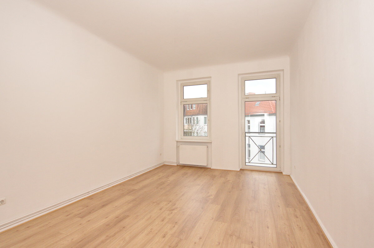 Wohnung zum Kauf 330.000 € 2 Zimmer 64 m²<br/>Wohnfläche 3.<br/>Geschoss Rennbahnstrasse 25 Weißensee Berlin 13086