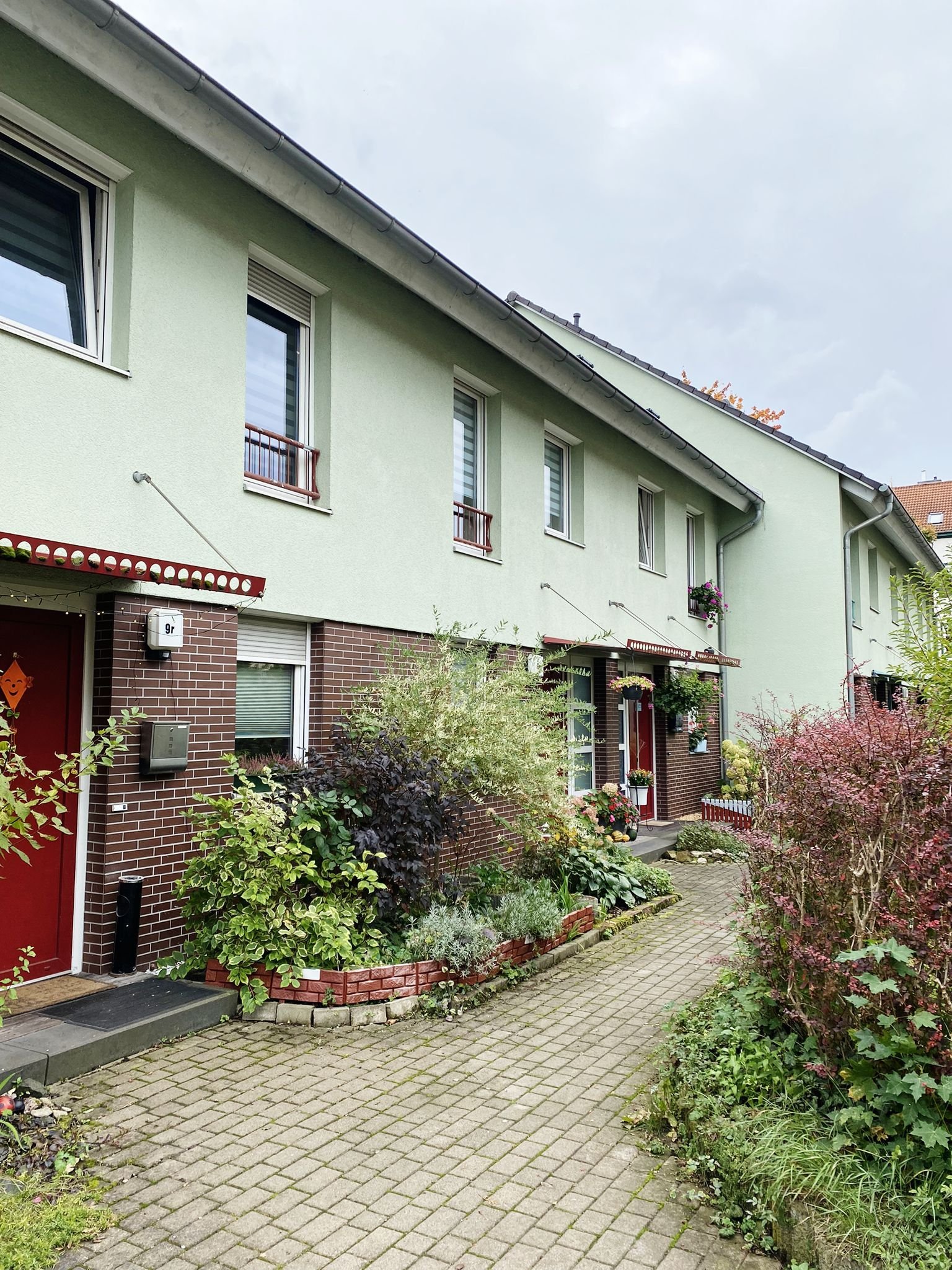 Reihenmittelhaus zum Kauf 224.900 € 5 Zimmer 136,8 m²<br/>Wohnfläche 343 m²<br/>Grundstück Süd Gotha 99867