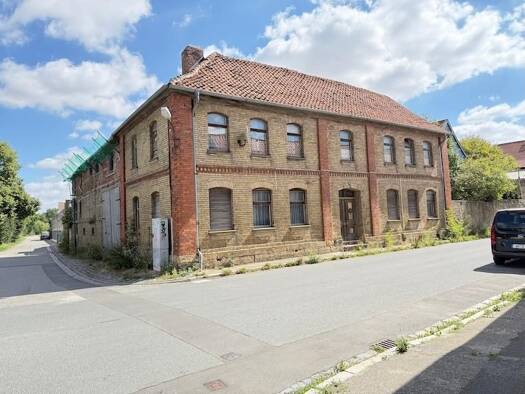 Einfamilienhaus zum Kauf 39.400 € 6 Zimmer 200 m² 677 m² Grundstück Kornstraße 20 Derenburg Blankenburg 38895