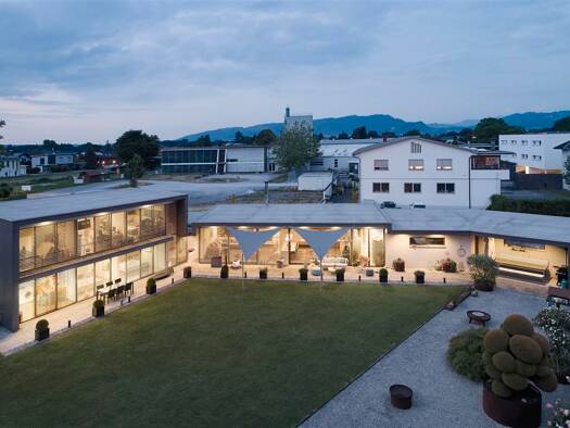 Haus zum Kauf 5 Zimmer 251 m² 2.075 m² Grundstück Schlatt Höchst 6973