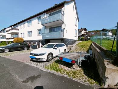 Mehrfamilienhaus zum Kauf 290.000 € 9 Zimmer 188 m² 460 m² Grundstück frei ab sofort Bad Hersfeld Bad Hersfeld 36251