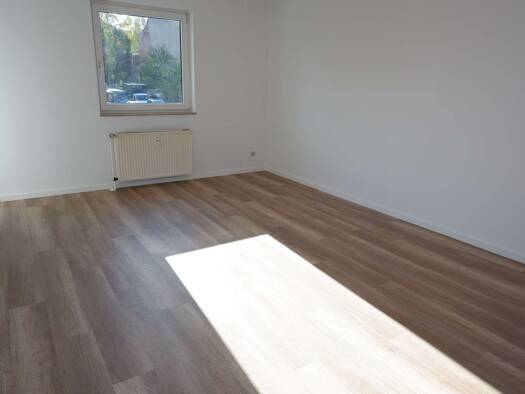Studio zur Miete 450 € 4 Zimmer 84 m² 1. Geschoss Limbacher Straße 22 Schloßchemnitz Chemnitz 09113