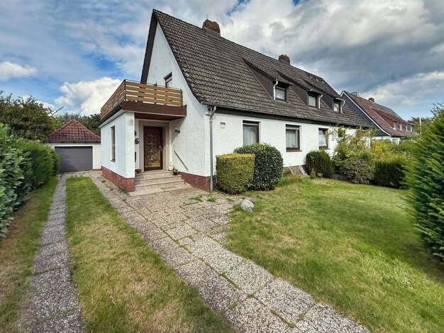 Doppelhaushälfte zum Kauf 349.000 € 4 Zimmer 105,7 m² 959 m² Grundstück Emmelndorf Seevetal 21218