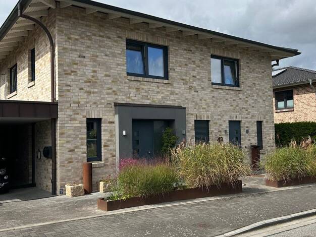 Villa zum Kauf provisionsfrei 1.240.000 € 6 Zimmer 203 m² 673 m² Grundstück Travemünde Travemünde 23570