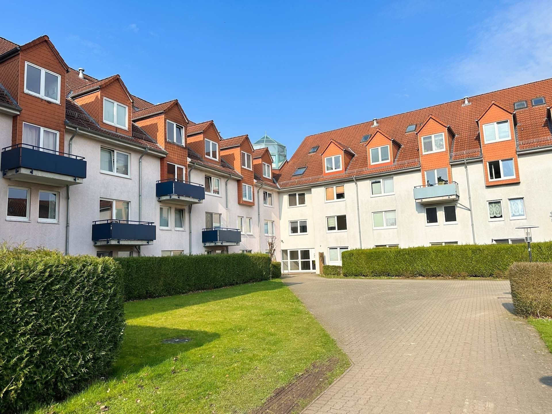 Wohnung zum Kauf 129.000 € 1 Zimmer 25 m²<br/>Wohnfläche 1.<br/>Geschoss ab sofort<br/>Verfügbarkeit Teutonenweg 1 St. Lorenz - Süd Lübeck 23558