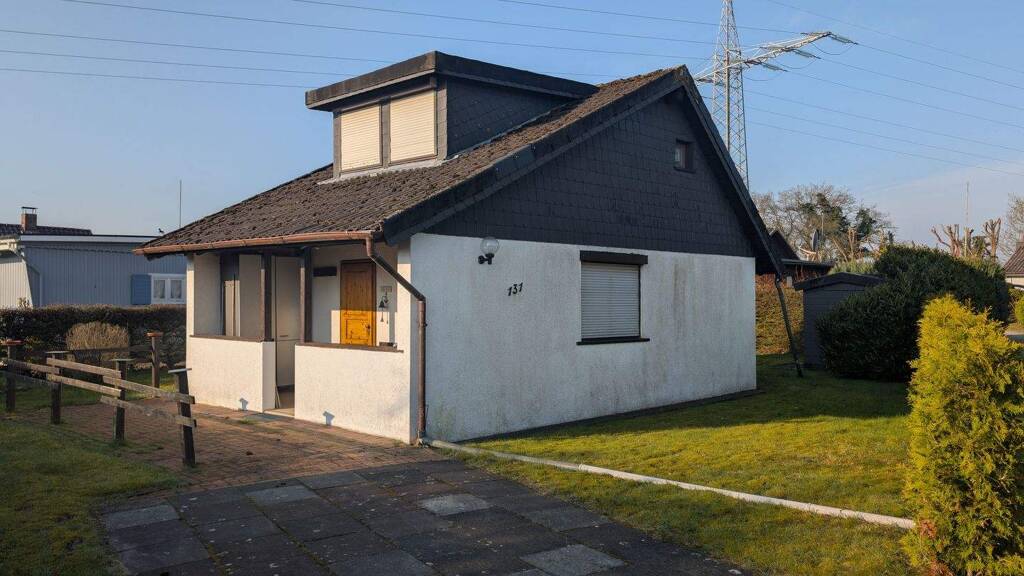 Haus zum Kauf 55.000 € 3 Zimmer 35 m² 365 m² Grundstück Grabstede Zetel 26340