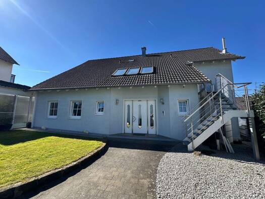 Haus zum Kauf 579.000 € 188 m² 532 m² Grundstück frei ab sofort Sankt-Veit-Straße 2 Oesdorf Heroldsbach 91336