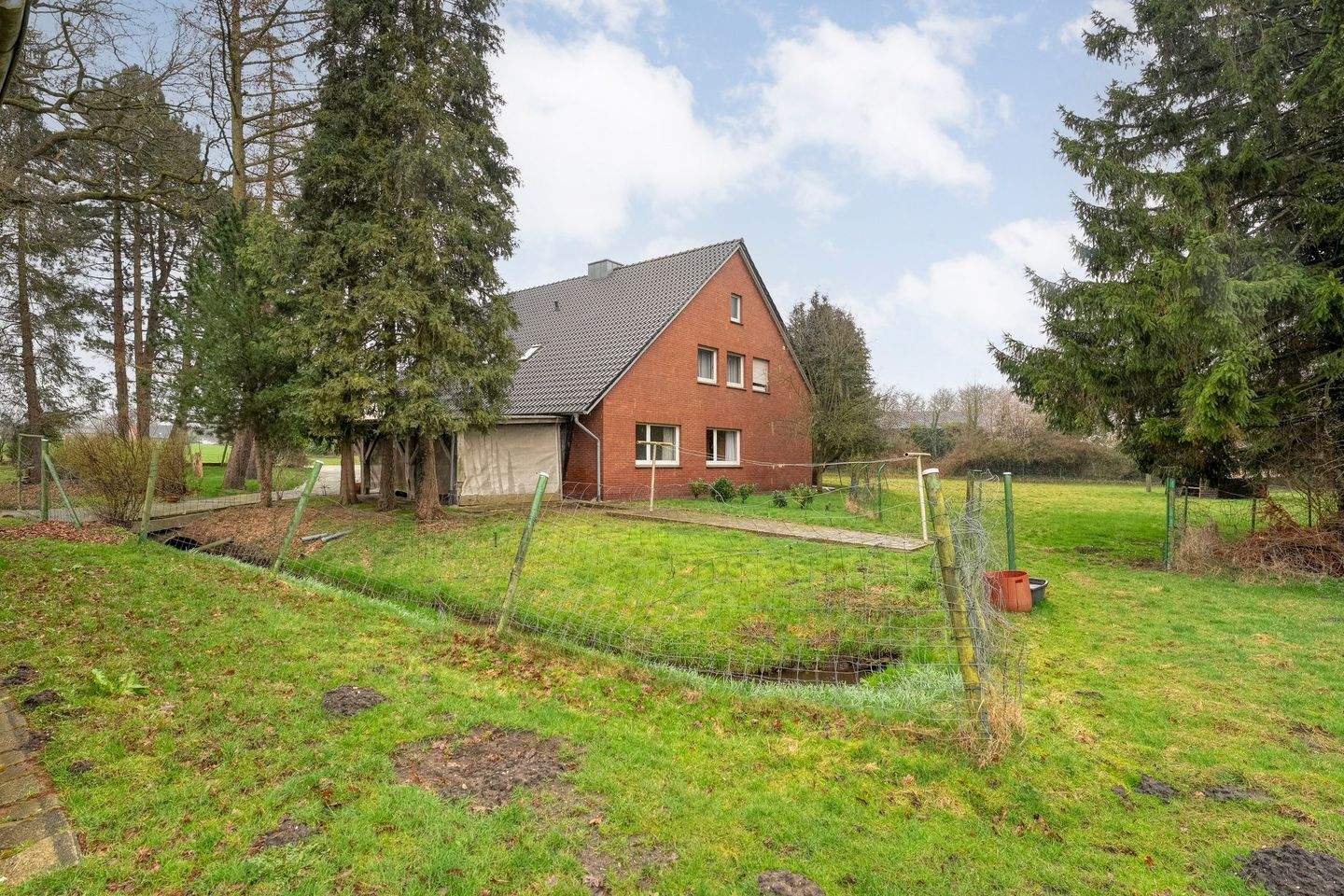 Immobilie in Wilsum - Freistehend wohnen im Grünen – großzügiges Grundstück und viel Potenzial nahe der niederländischen Grenze - Bild 3