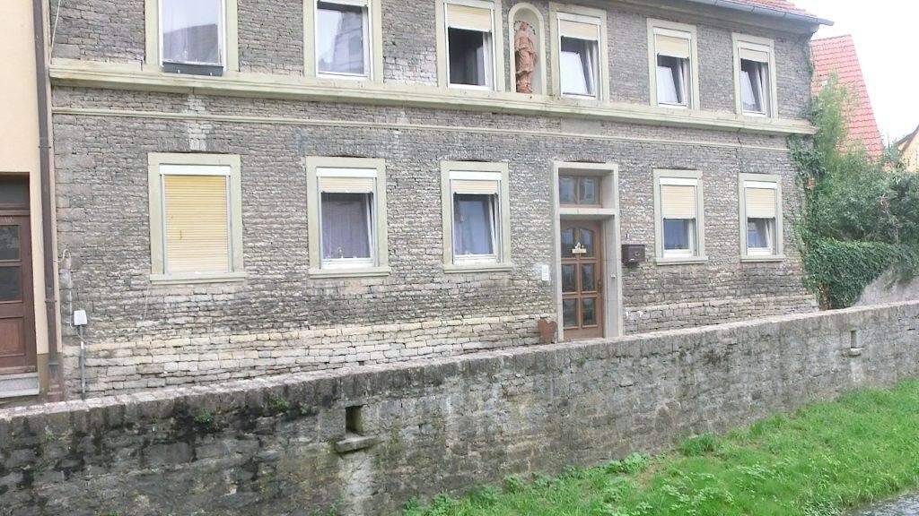 Bauernhaus zum Kauf 148.000 € 5 Zimmer 170 m² 593 m² Grundstück frei ab sofort Dettelbach 97337