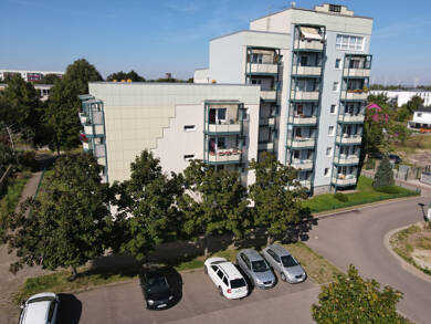 Wohnung zur Miete 411 € 3 Zimmer 68,5 m² 2. Geschoss frei ab 01.10.2025 Bruno-Taut-Ring 158 Marktbreite Magdeburg 39130
