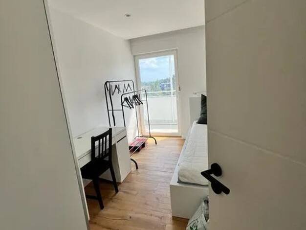 Wohnung zur Miete 400 € 4 Zimmer 65 m² 8. Geschoss Dompfaffstraße 148 Alterlangen Erlangen 91056