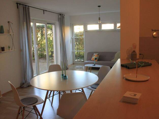 Wohnung zur Miete Wohnen auf Zeit 1.950 € 2 Zimmer 80 m² frei ab sofort Niederrad Frankfurt am Main 60528