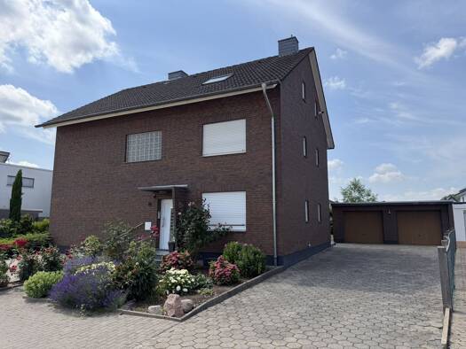Mehrfamilienhaus zum Kauf 395.000 € 270 m² 980 m² Grundstück Spradow Bünde 32257