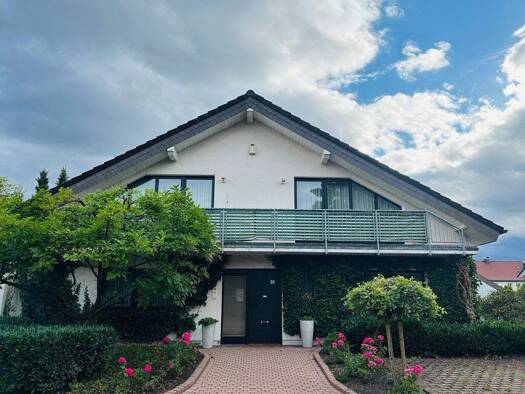 Einfamilienhaus zum Kauf provisionsfrei 660.000 € 9 Zimmer 332 m² Hiddesen Detmold 32756