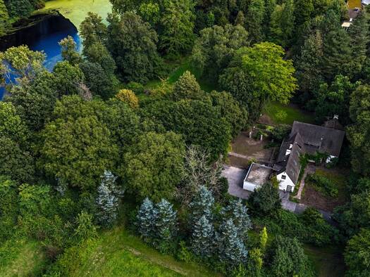 Villa zum Kauf provisionsfrei 940.000 € 10 Zimmer 285 m² 2.294 m² Grundstück Traar Krefeld 47802