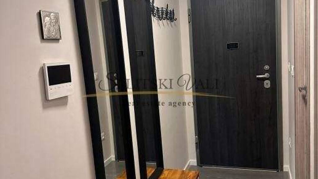 Wohnung zur Miete 1.200 € 2 Zimmer 57 m² 3. Geschoss Split