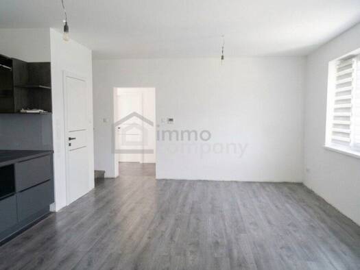 Doppelhaushälfte zum Kauf 435.000 € 6 Zimmer 426 m² Grundstück frei ab sofort Hollabrunn 2020
