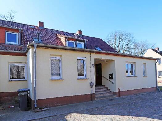 Reihenmittelhaus zum Kauf 89.000 € 3 Zimmer 80 m² 994 m² Grundstück frei ab sofort Eberswalde 16225