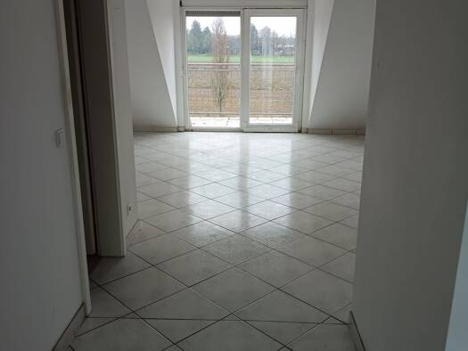 Wohnung zur Miete 950 € 2 Zimmer 71 m² Geschoss 2/3 frei ab 01.01.2026 Griesheim 64347