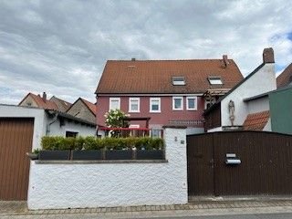 Mehrfamilienhaus zum Kauf 515.000 € 9 Zimmer 255 m²<br/>Wohnfläche 428 m²<br/>Grundstück Zehnthofstr. 2 Nordheim a.Main 97334