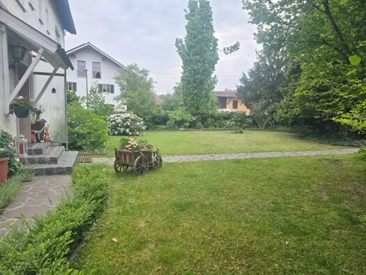 Mehrfamilienhaus zur Miete 900 € 2,5 Zimmer 75 m² 350 m² Grundstück frei ab sofort Ampfing Ampfing 84539