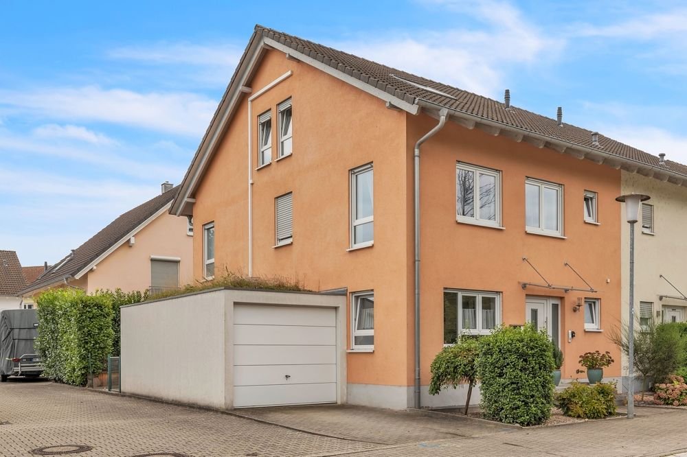 Doppelhaushälfte zum Kauf 633.000 € 7 Zimmer 188 m²<br/>Wohnfläche 220 m²<br/>Grundstück Kuppenheim Kuppenheim 76456