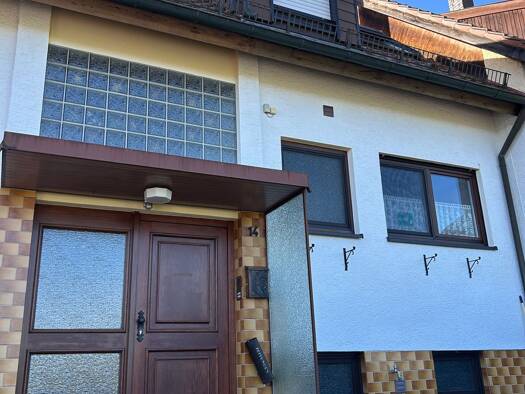 Reihenhaus zur Miete 1.100 € 5 Zimmer 110 m² frei ab sofort Niederhofen Schwaigern 74193