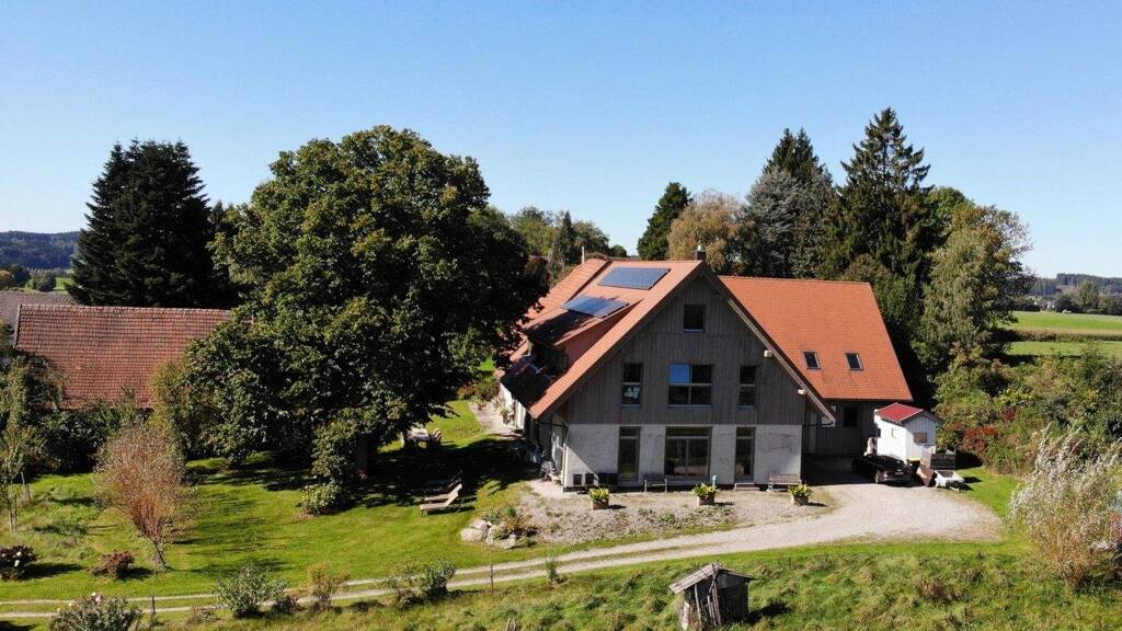 Bauernhaus zum Kauf 2.500.000 € 6 Zimmer 591,5 m² 11.161 m² Grundstück Rötenbach Wolfegg 88384
