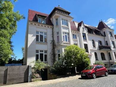 Wohnung zur Miete 980 € 5 Zimmer 150 m² 1. Geschoss Schweriner Viertel Güstrow 18273