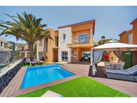 Villa zum Kauf 1.055.000 € 4 Zimmer 233 m² 391 m² Grundstück Santiago del Teide 38690