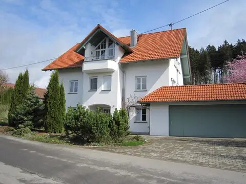 Maisonette zur Miete 920 € 3 Zimmer 93 m²<br/>Wohnfläche 2.<br/>Geschoss 01.01.2025<br/>Verfügbarkeit Bad Waldsee Bad Waldsee 88339