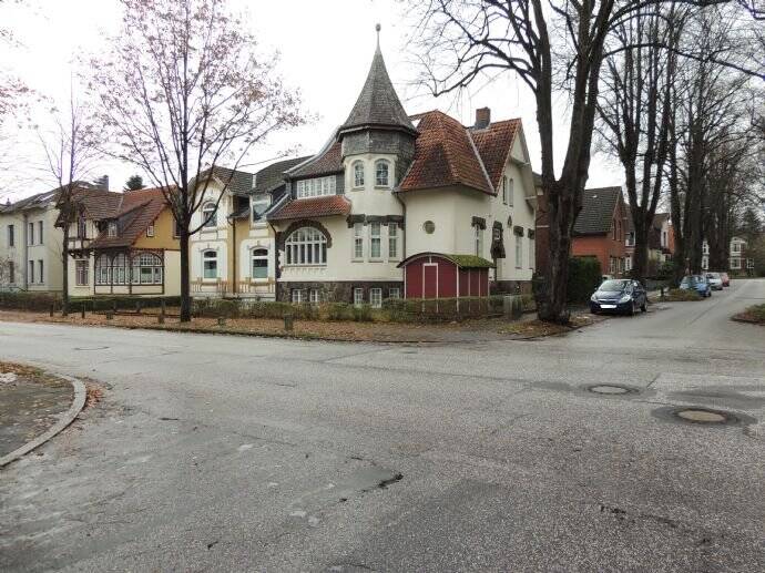 Mehrfamilienhaus zum Kauf 375.000 € 220 m²<br/>Wohnfläche 253 m²<br/>Grundstück Wahlbezirk 13 Itzehoe 25524