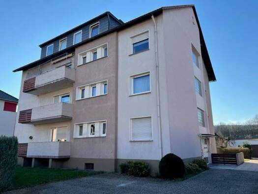 Wohnung zur Miete 375 € 2 Zimmer 68,3 m² 2. Geschoss frei ab 01.10.2026 Albaxer Straße 21 Höxter Höxter 37671