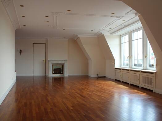 Maisonette zur Miete 5 Zimmer 373 m² 5. Geschoss frei ab sofort Wöhrd Nürnberg 90489