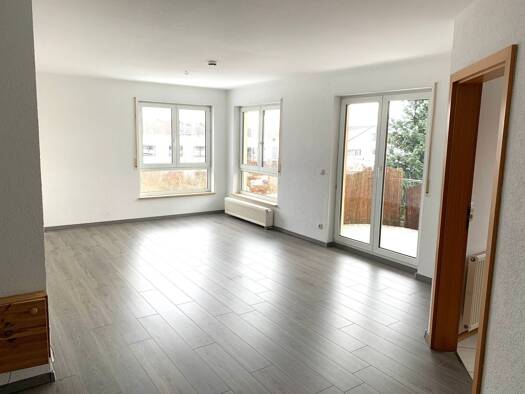 Wohnung zur Miete 870 € 4 Zimmer 96 m² Geschoss 1/4 frei ab 15.03.2026 Kist 97270