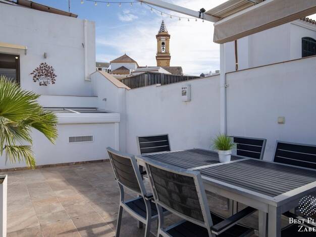 Reihenmittelhaus zum Kauf provisionsfrei 850.000 € 5 Zimmer 152 m² 79 m² Grundstück Estepona 29680