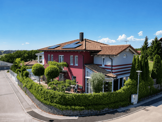 Einfamilienhaus zum Kauf 649.000 € 8 Zimmer 215 m² 713 m² Grundstück Haselbach Tiefenbach 94113